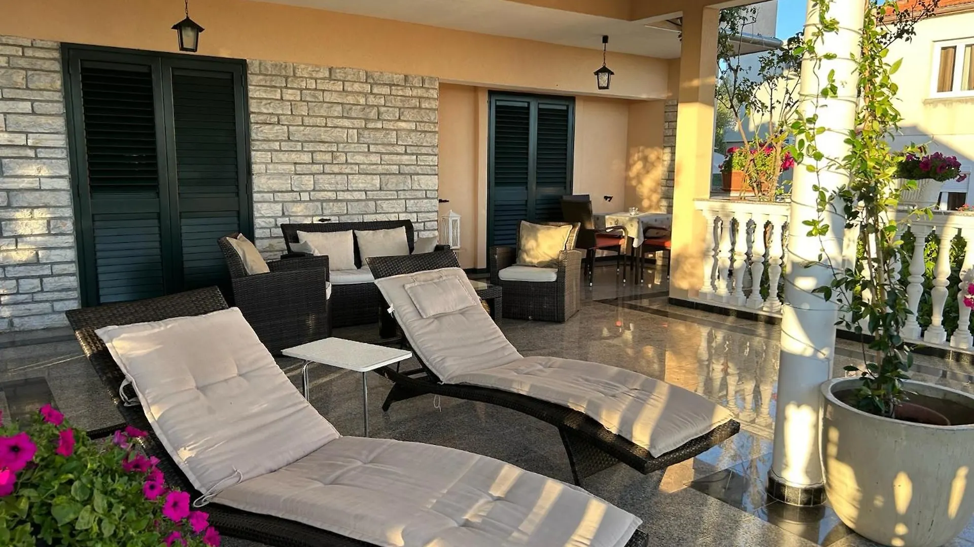 Holiday Home Villa Romantica Sveti Filip i Jakov 0*,