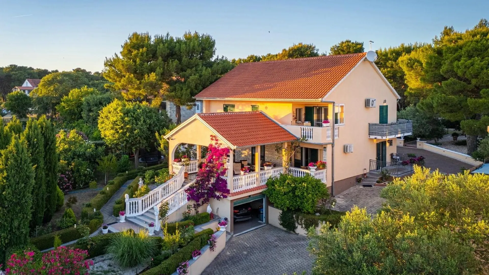 Holiday Home Villa Romantica Sveti Filip i Jakov