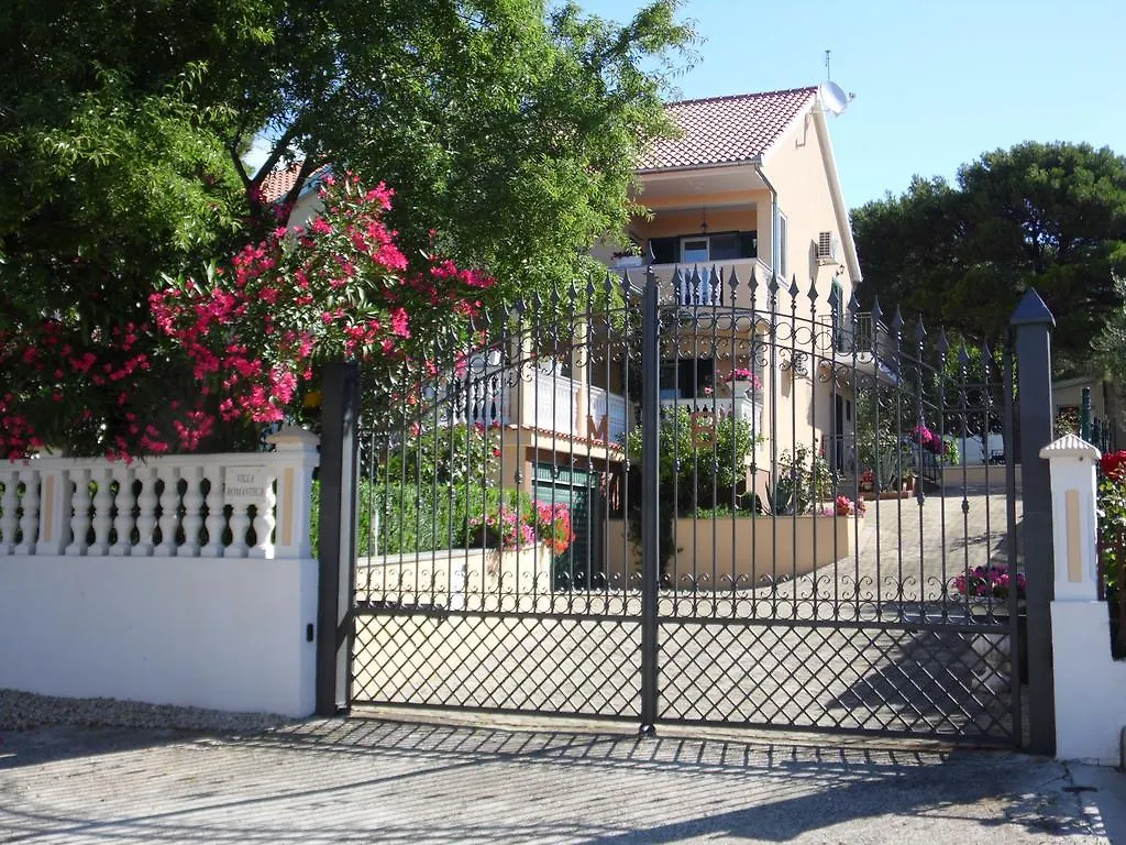 Holiday Home Villa Romantica Sveti Filip i Jakov